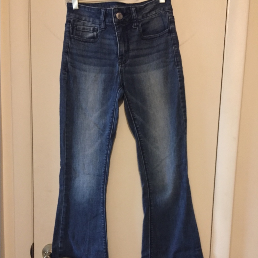 Women’s AE High Rise Artist Jeans - Size 2